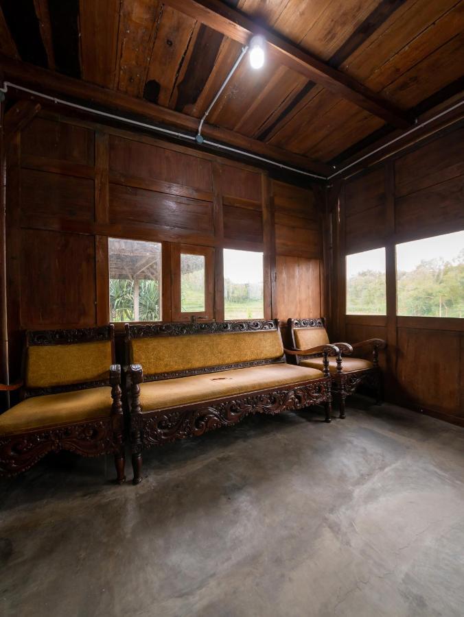 Villa Watu Kodok - Villa Located Close To The Beach Baron Экстерьер фото